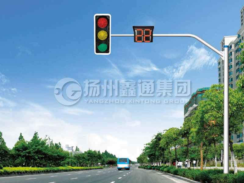 XHDG-010，彎臂信號(hào)燈桿，臨沂信號(hào)燈桿